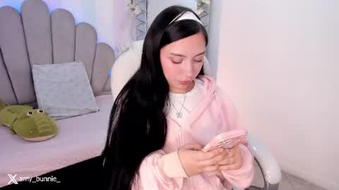 Amy online show from August 2026 10:23:01 PM