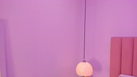 Aleja   online show from October 2025 03:06:02 AM