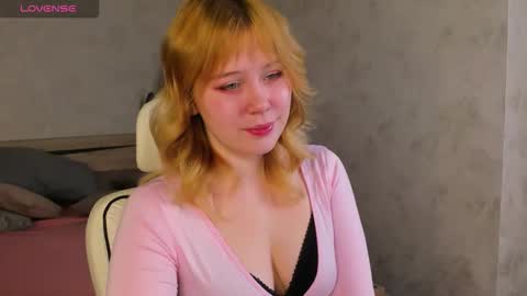 Amy online show from December 2025 12:18:01 AM