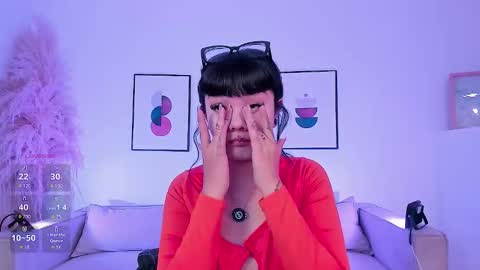 Snapshot of amy_lit chatting on February 2026 12:49:01 PM Hello I am Allison Welcome to my room and let is have a good time together whith me online show from February 2026 12:49:01 PM