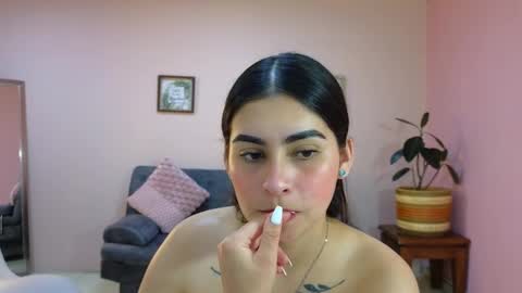 Snapshot of amy_lovelydoll chatting on September 2025 07:52:01 PM Amy online show from September 2025 07:52:01 PM