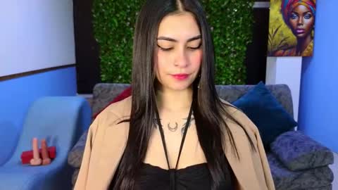 Amy online show from November 2025 09:25:01 PM