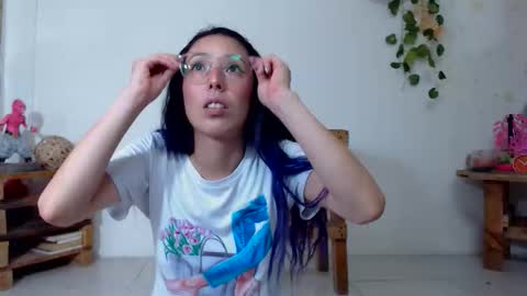 amy mur online show from November 2025 08:00:01 PM