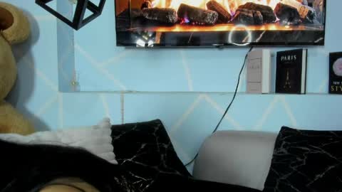 Snapshot of amy_noa chatting on April 2026 01:07:01 AM Emy Noa online show from April 2026 01:07:01 AM