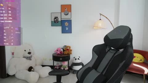 Daniela M online show from January 2025 04:50:02 PM