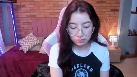 Snapshot of amy_sophiaa chatting on June 2026 11:41:02 AM Amy sophia 3 online show from June 2026 11:41:02 AM