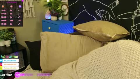 Snapshot of amyaphrodite chatting on February 2025 07:31:01 AM Amy Aphrodite online show from February 2025 07:31:01 AM