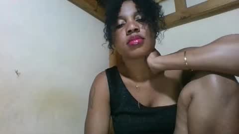 Snapshot of amyatche chatting on May 2026 05:40:02 PM Amyatche online show from May 2026 05:40:02 PM