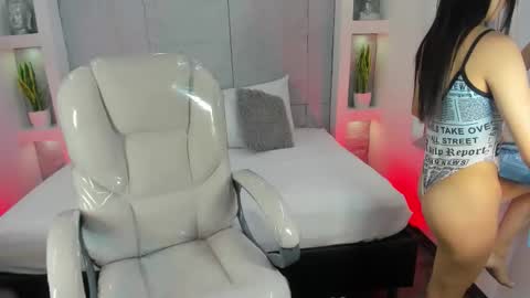 amy online show from November 2025 11:43:02 AM