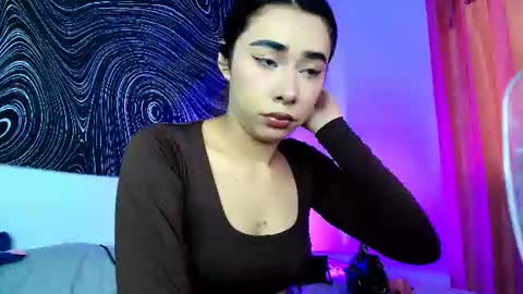 Amy ... Nice to meet u   thumb up me please its important online show from July 2026 08:46:02 PM