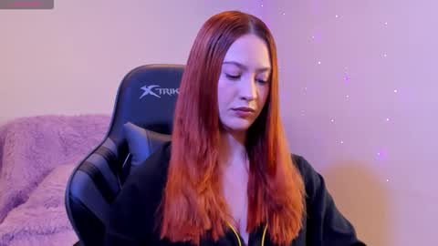 Amy online show from October 2025 10:01:01 AM