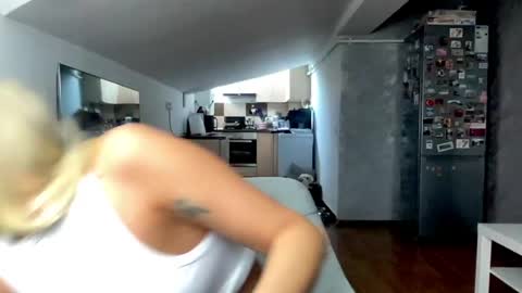 amyroberta92 online show from March 2026 07:37:02 AM