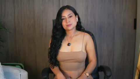 Snapshot of amyross1 chatting on June 2026 12:02:04 AM Aleja online show from June 2026 12:02:04 AM