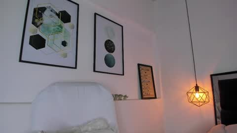 Amy online show from April 2026 12:09:02 PM