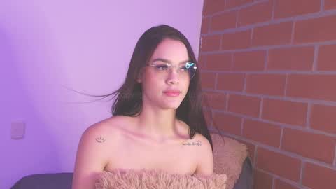 IG amyw0w   online show from March 2025 09:24:01 PM