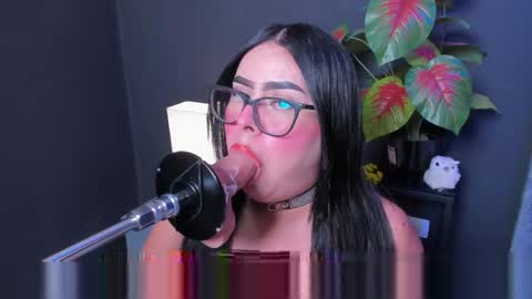 amywhitte_ online show from April 2026 03:47:01 AM