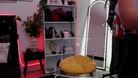 AmyDiamond online show from June 2026 05:12:02 PM