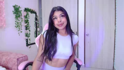 Ana online show from April 2026 03:22:02 AM