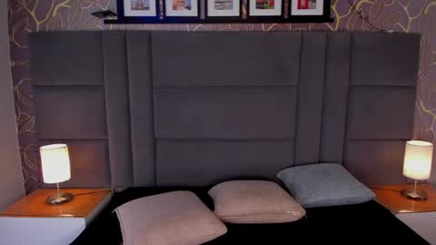 Ana  online show from January 2025 11:28:02 AM