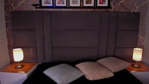 Ana  online show from January 2025 11:38:02 AM