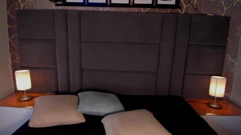 Ana  online show from February 2025 11:55:01 AM