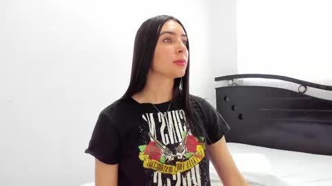 Snapshot of ana_castilo chatting on December 2024 11:26:01 AM Ana IG an castillo 1 online show from December 2024 11:26:01 AM