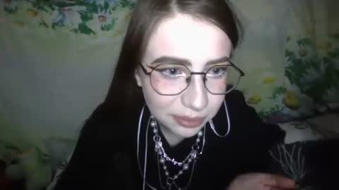 Snapshot of ana_dewitt chatting on December 2024 05:16:01 PM ana dewitt online show from December 2024 05:16:01 PM