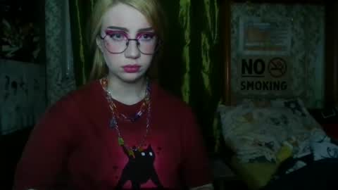 Snapshot of ana_dewitt chatting on January 2025 06:47:01 PM ana dewitt online show from January 2025 06:47:01 PM