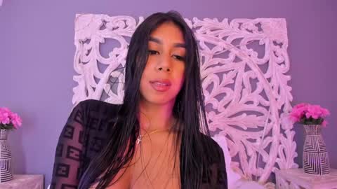 Snapshot of ana_gonzalez chatting on May 2026 08:35:02 PM Ana Gonzalez online show from May 2026 08:35:02 PM
