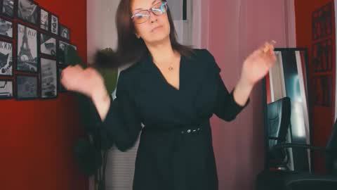 Ana online show from September 2025 10:04:02 AM