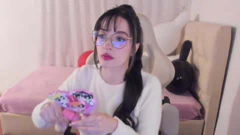 Im anna but you can call me as you want online show from October 2025 09:28:02 PM