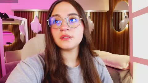 Snapshot of ana_taylor2 chatting on October 2025 05:43:01 PM Ana online show from October 2025 05:43:01 PM