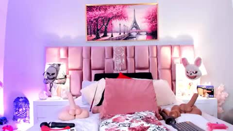 anaa_bellaa online show from November 2025 12:29:02 PM