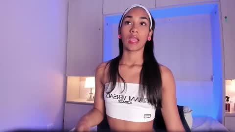 anaacollins_ online show from February 2026 11:37:02 AM