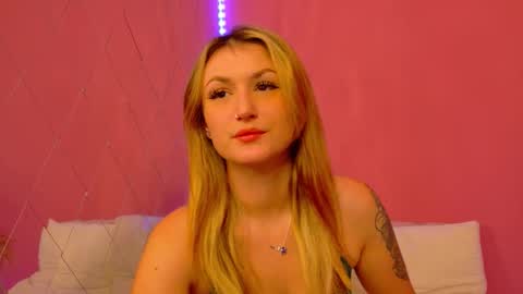 anaayss online show from December 2025 05:59:02 AM