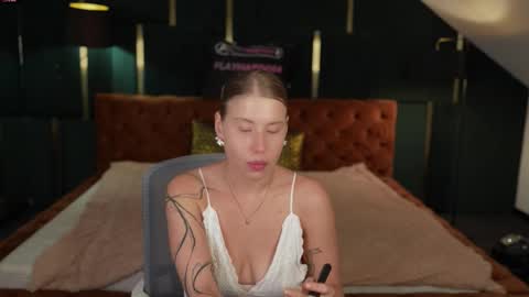 PLAYHARD054 online show from September 2025 06:59:02 AM