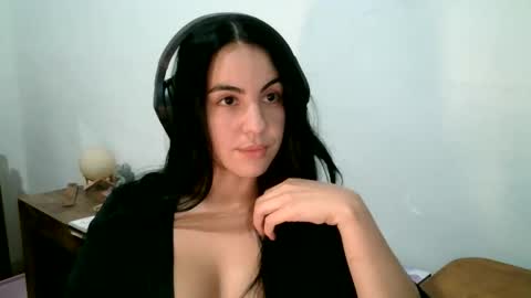 Snapshot of anabelenogueira1 chatting on June 2026 11:33:02 PM anabelenogueira1 online show from June 2026 11:33:02 PM