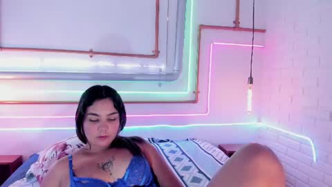Snapshot of anaelle_bardin chatting on July 2026 04:46:01 PM Anna online show from July 2026 04:46:01 PM