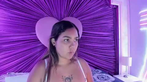 Snapshot of anaelle_bardin chatting on July 2026 06:21:02 PM Anna online show from July 2026 06:21:02 PM