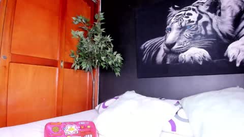 Anahi online show from March 2025 03:08:01 AM