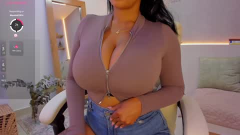 Ana online show from January 2025 01:09:01 PM