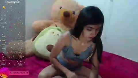 Snapshot of anahibrowns95 chatting on December 2024 03:00:02 PM Anahi Browns online show from December 2024 03:00:02 PM