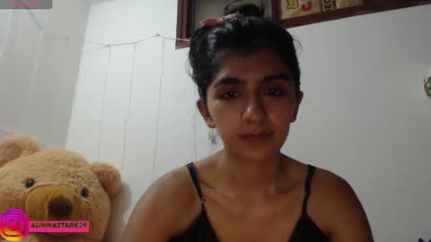 Snapshot of anahibrowns95 chatting on February 2025 02:44:02 AM Anahi Browns online show from February 2025 02:44:02 AM