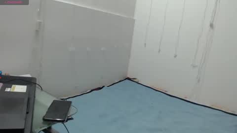 Snapshot of anahibrowns95 chatting on March 2025 10:16:01 PM Anahi Browns online show from March 2025 10:16:01 PM