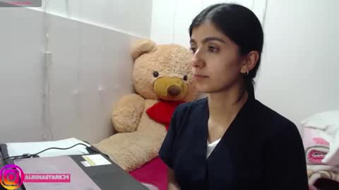 Snapshot of anahibrowns95 chatting on October 2025 07:38:01 PM Anahi Browns online show from October 2025 07:38:01 PM