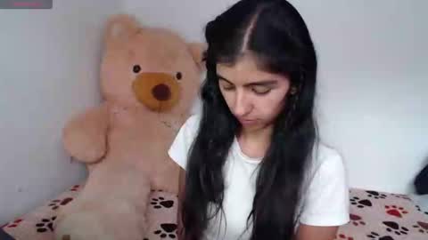 Anahi Browns online show from February 2026 08:53:01 PM