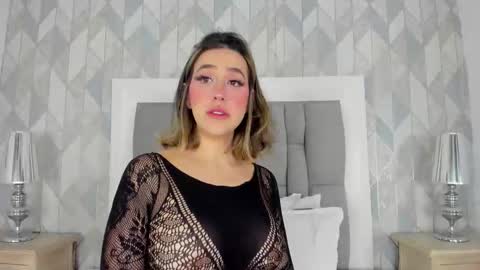   online show from November 2025 11:34:01 AM