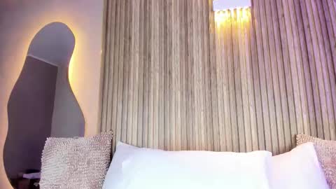  Anais clark  online show from February 2026 11:22:02 AM