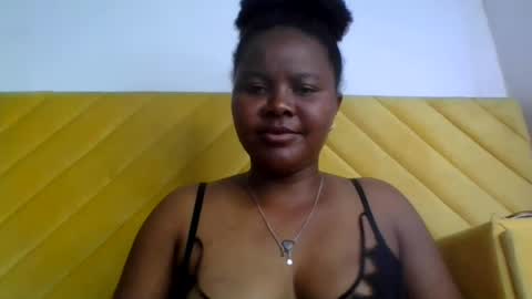 anaissa23 online show from July 2026 07:08:02 PM