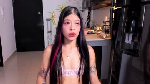 Snapshot of analia_collins chatting on June 2026 01:27:01 AM Ana online show from June 2026 01:27:01 AM